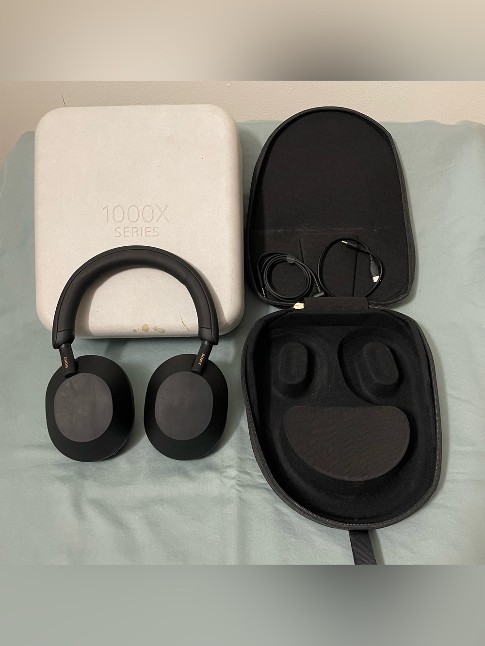 Sony WH-1000xM5 Wireless Noise Cancelling Headphones